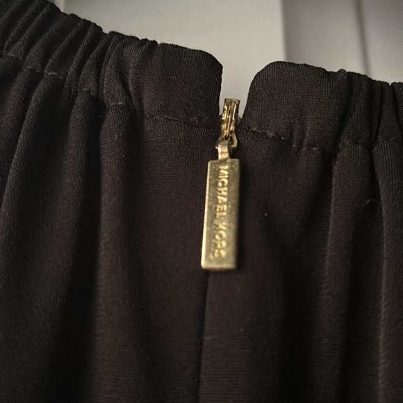 Dress - Picture 5 of 7